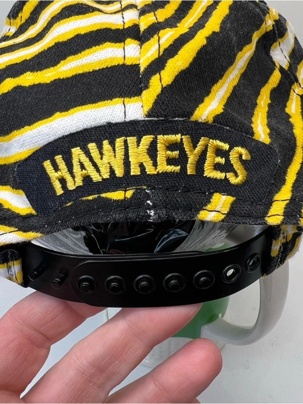 Vintage Zubaz Brand lowa Hawkeye
Snapback Hat Cap RARE - Picture 10 of 14